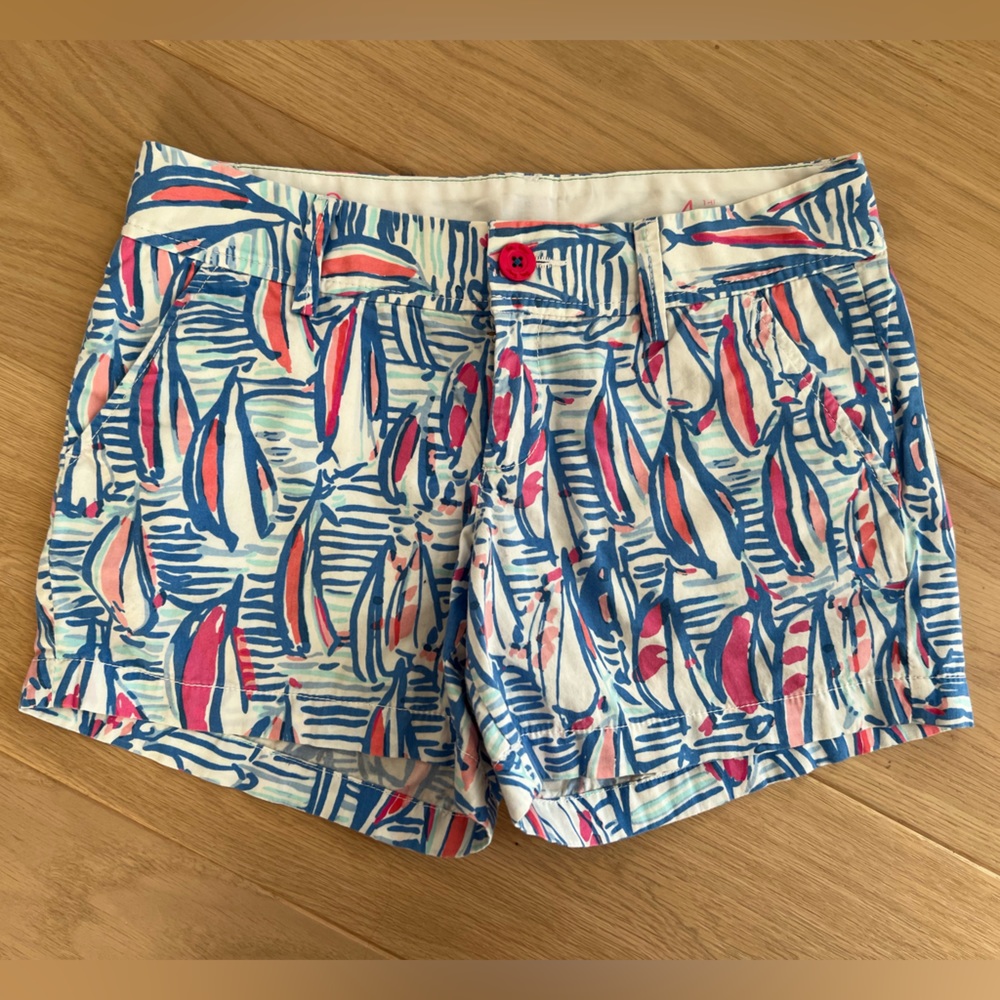 Lilly Pulitzer size 4 Callahan Shorts